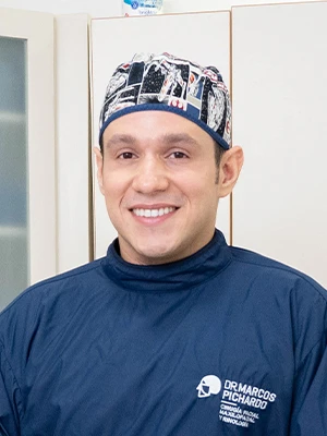 Marcos Pichardo-cirujia oral-maxilofacial