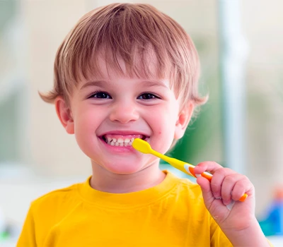 Niño sonriendo